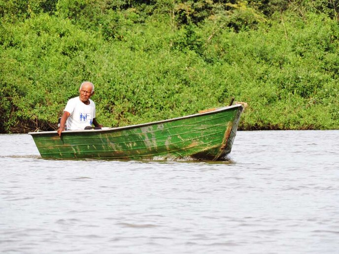 Sr. Aroldo Costa, o “Limpa Rio”