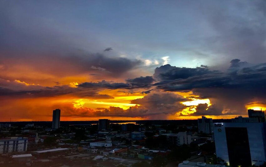 Anoitecer em Porto Velho (Viriato Moura)