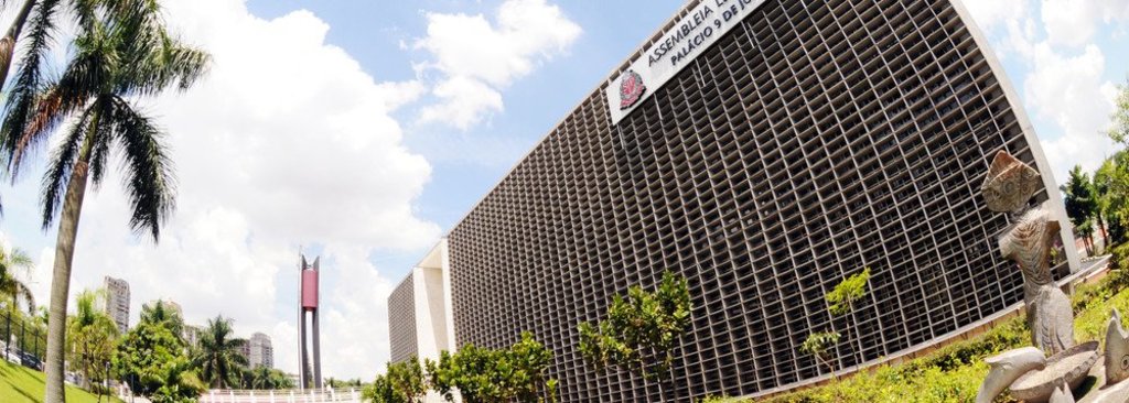 Em ano eleitoral, deputados estaduais aprovam aumento de teto e custo chega a R$1 bilhão - Gente de Opinião