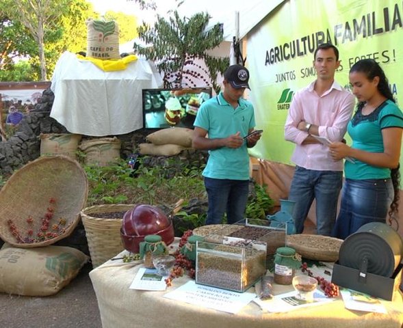 Agricultores familiares recebem apoio para comercialização de produtos em Rondônia - Gente de Opinião