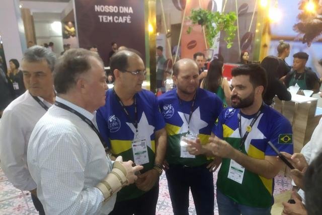 O sucesso da cafeicultura serve de referência para outras cadeias produtivas, defende deputado Cirone Deiró - Gente de Opinião