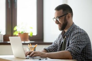 Mudança em regras trabalhistas vai dar fôlego aos pequenos negócios para enfrentar a crise - Gente de Opinião