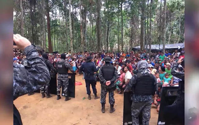 PM retira centenas de pessoas de área invadida - Gente de Opinião