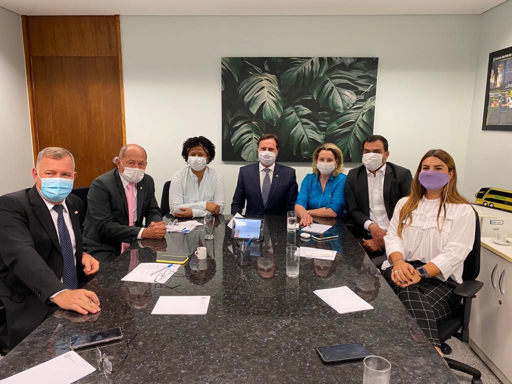 Bancada Federal de Rondônia destina R$ 11 milhões para aquisição de vacinas contra a Covid-19 - Gente de Opinião