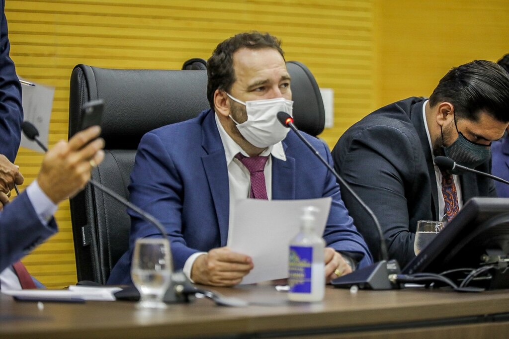 Deputado Alex Redano acompanha em Brasília proibição do corte de energia elétrica a consumidores de baixa renda  - Gente de Opinião