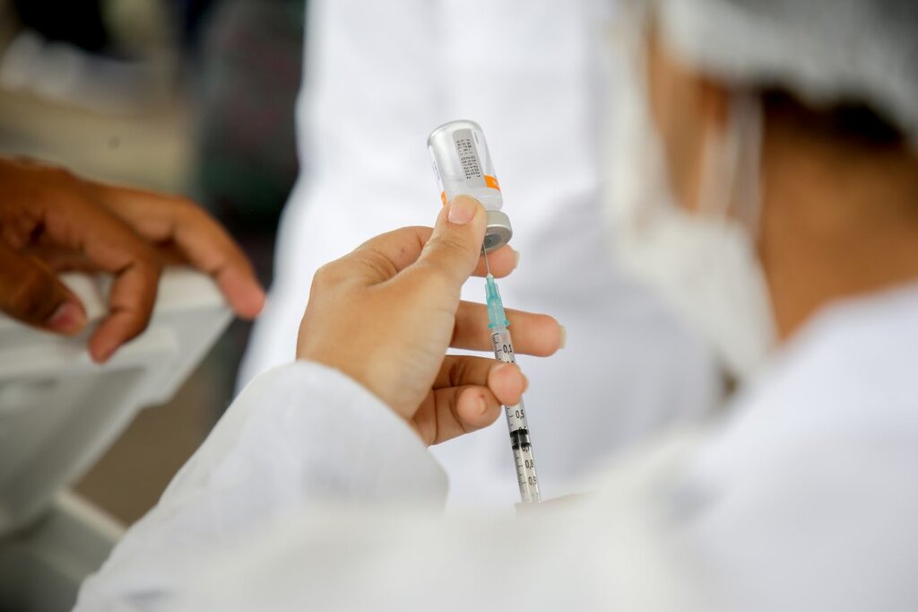Celeridade na distribuição das vacinas contra Covid-19, favorece a imunização dos grupos prioritários com rapidez - Gente de Opinião