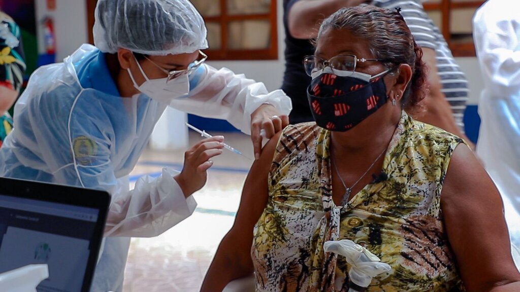 Imunização contra a Covid-19 segue neste sábado com dois pontos de vacinação em Porto Velho - Gente de Opinião