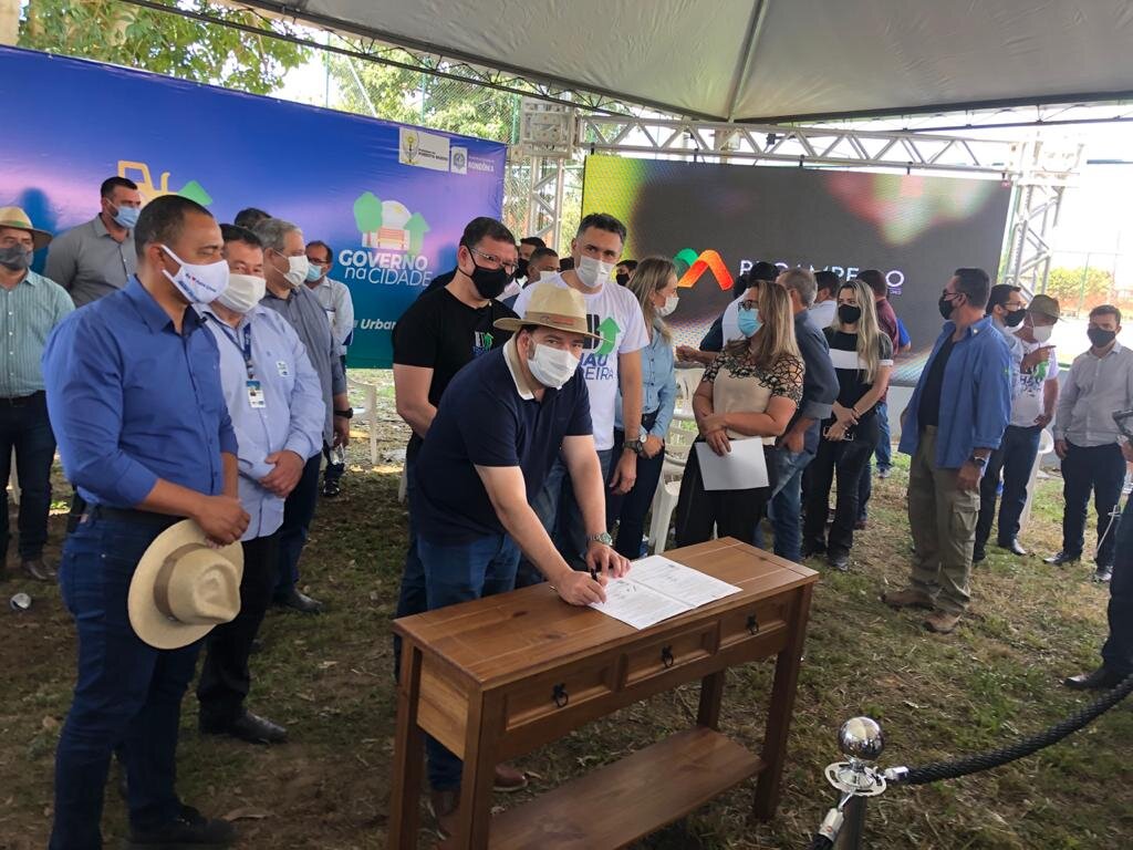 Presidente Alex Redano participa do lançamento do Tchau Poeira em Pimenta Bueno - Gente de Opinião
