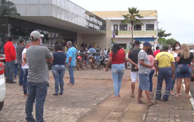 Servidores municipais de Porto Velho protestam contra a extinção do cargo de gari e outras categorias - Gente de Opinião