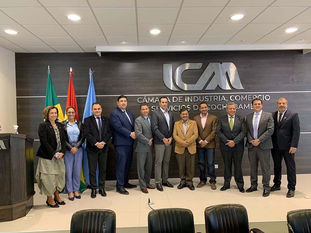 Em encontro internacional é assinado acordo comercial para aumentar comércio exterior de Rondônia - Gente de Opinião