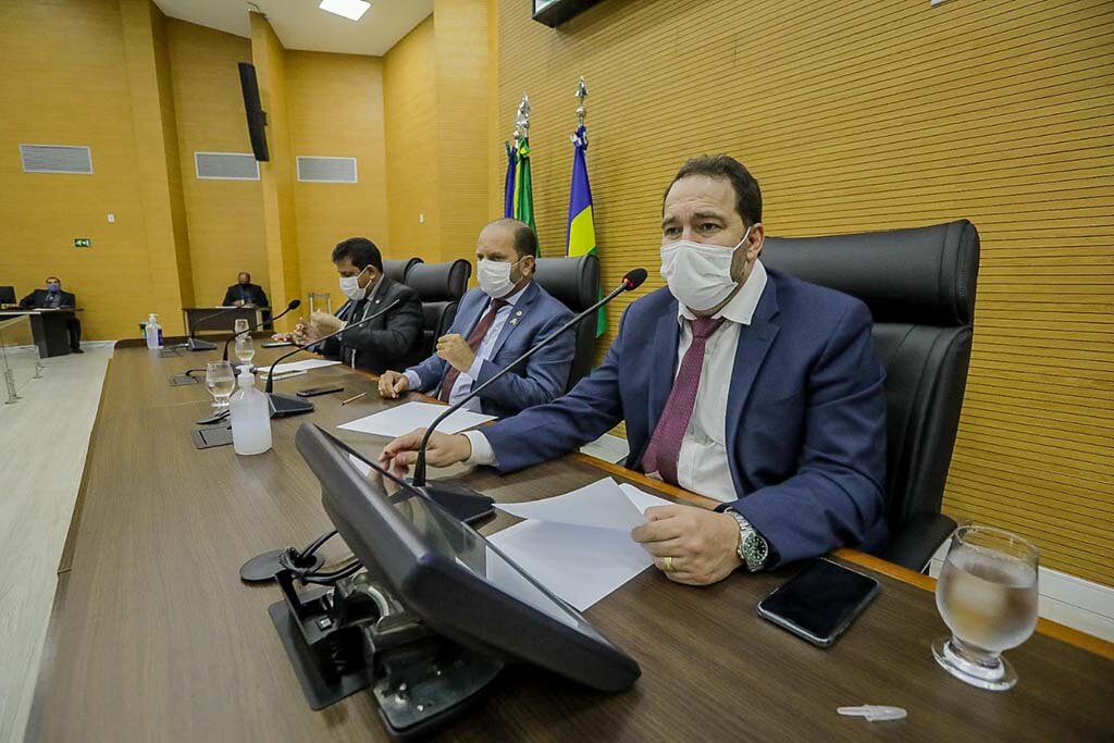 Assembleia Legislativa define sistema de plantão dos servidores, para reduzir as aglomerações e os riscos de contaminação de covid-19 e Influenza  - Gente de Opinião