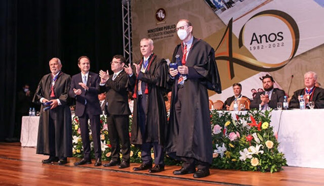 Modelo jurídico para construção do MP brasileiro, Ministério Público de Rondônia celebra 40 anos em solenidade no Teatro - Gente de Opinião