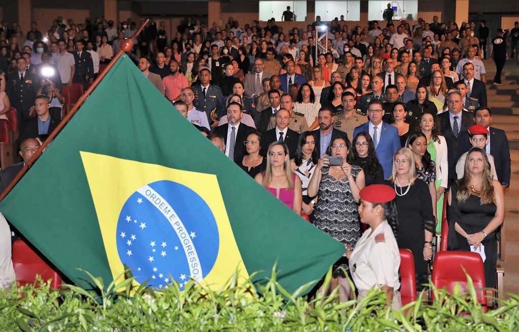 Governador coronel Marcos Rocha defende soberania brasileira na abertura da Semana da Pátria em Rondônia  - Gente de Opinião