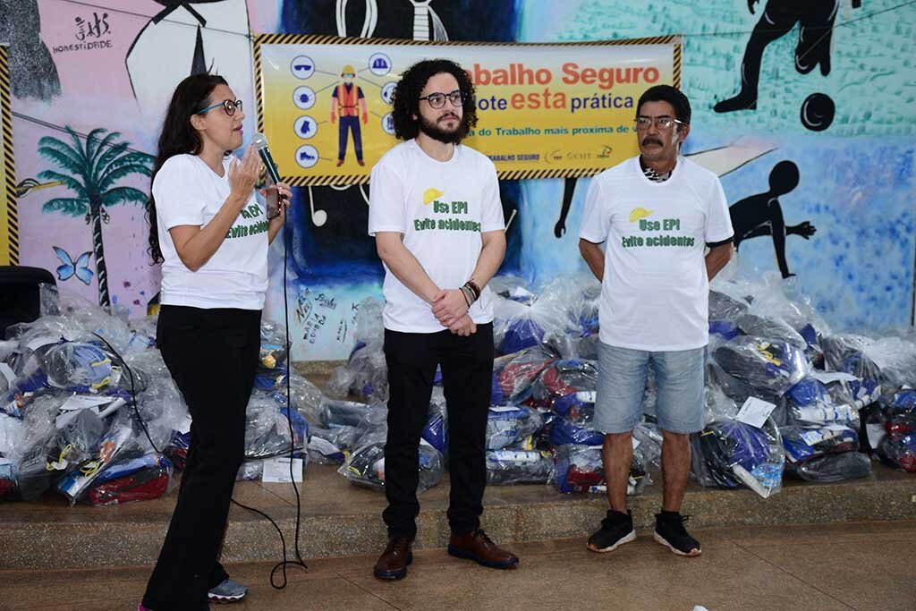 Programa Trabalho Seguro da Justiça do Trabalho beneficia 300 trabalhadores da Vila Princesa com entrega de EPIs - Gente de Opinião