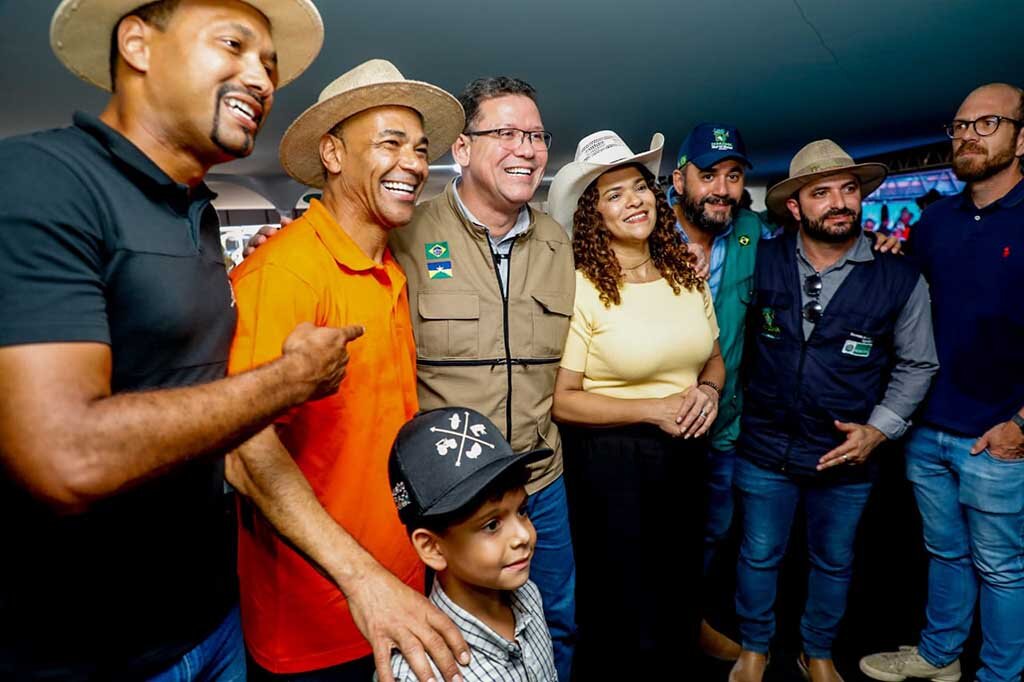 Gol de Placa: Cafú, capitão do Penta, visita a 10ª Edição da Rondônia Rural Show, e joga a favor do agronegócio - Gente de Opinião