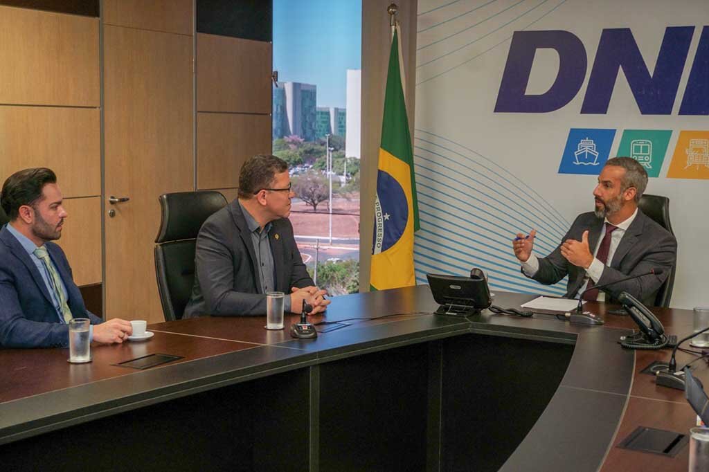 Após a confirmação da duplicação da BR, governador Marcos Rocha articula no Dnit obras na Expresso Porto e BR-421 - Gente de Opinião