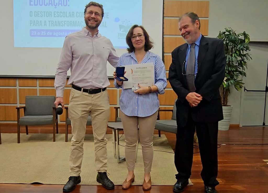 Homenagem a educadora marca último dia de Seminário no TCE-RO  - Gente de Opinião