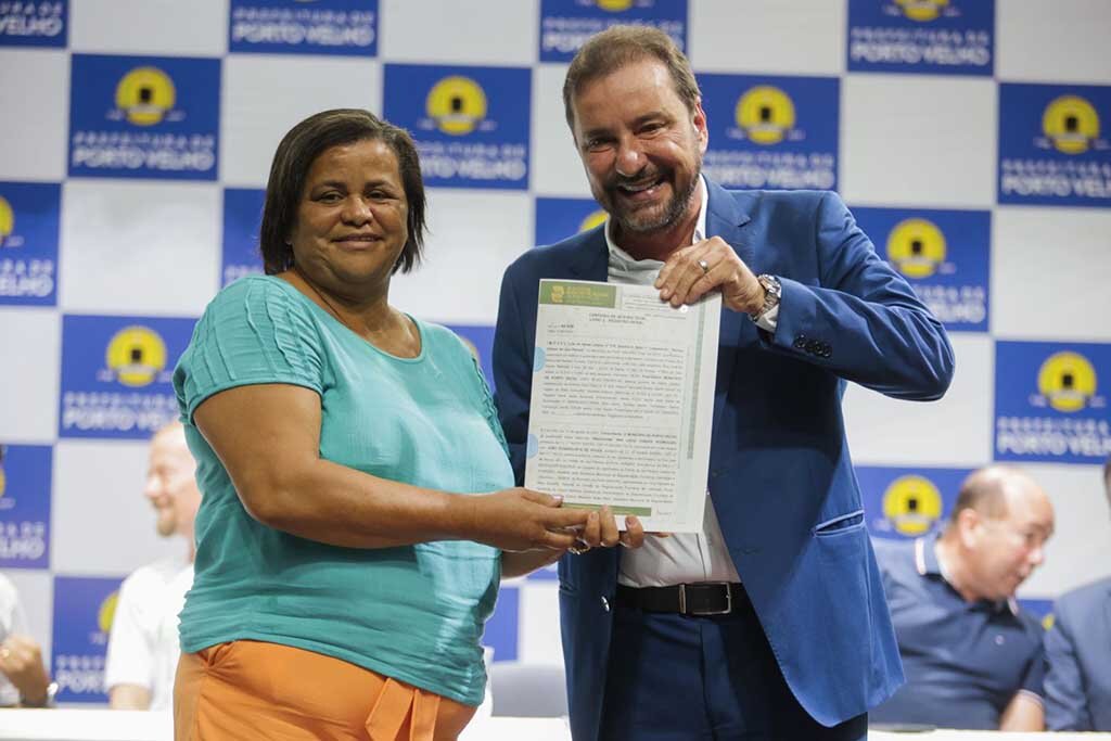 Prefeitura de Porto Velho entrega títulos de imóveis durante a Semana Nacional de Regularização Fundiária - Gente de Opinião