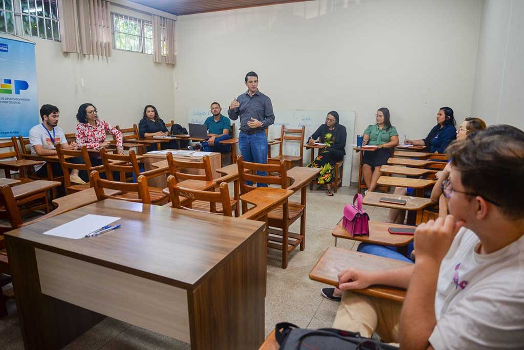 Semdae realiza reunião com comissão organizadora da Semana da Juventude em Ji-Paraná - Gente de Opinião