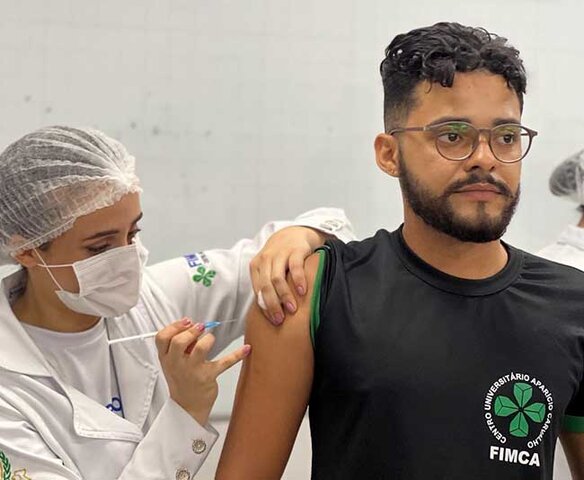 Vacinação contra a Gripe promovida pelo Centro Universitário Aparício Carvalho - FIMCA - Gente de Opinião