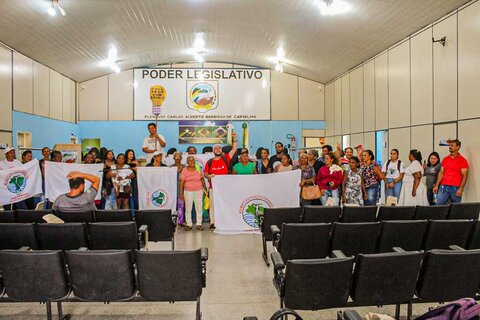 MAB em Rondônia ocupa Câmera de Vereadores de Candeias do Jamari