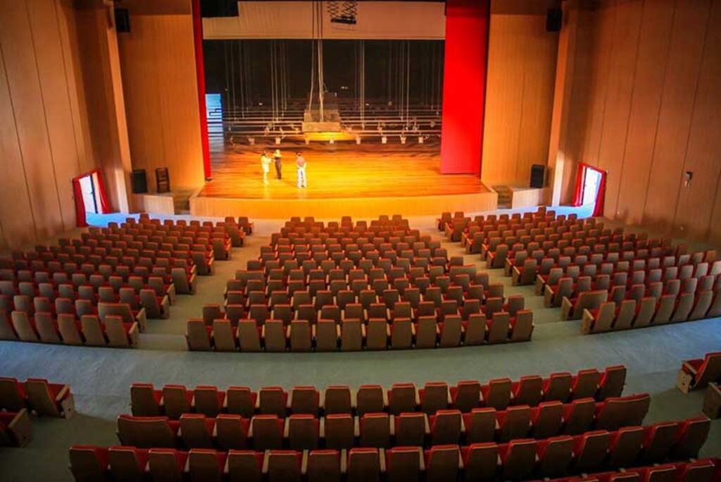 Teatro Palácio das Artes recebe Festival de Humor dia 11 de maio - Gente de Opinião