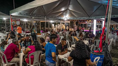 Ji-Paraná sedia Feira de Empreendedores “Sabores da Praça” com gastronomia e artesanato