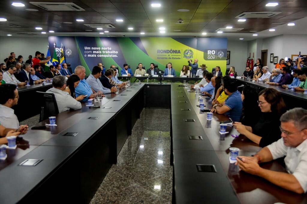 Governo de RO lança a 12ª Rondônia Rural Show Internacional e a 6ª RondoLEITE - Gente de Opinião