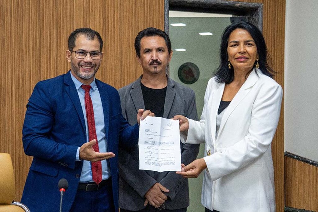 AJEB/RO apresenta projeto de fomento à produção literária regional à Câmara Municipal de Porto Velho - Gente de Opinião