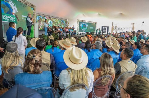 Secretário Luiz Paulo garante transporte gratuito e reforça apoio ao produtor na 12ª Rondônia Rural Show 2025 