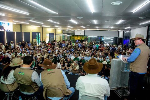 Maior do Norte: governo de RO premia melhores produções de leite do estado
