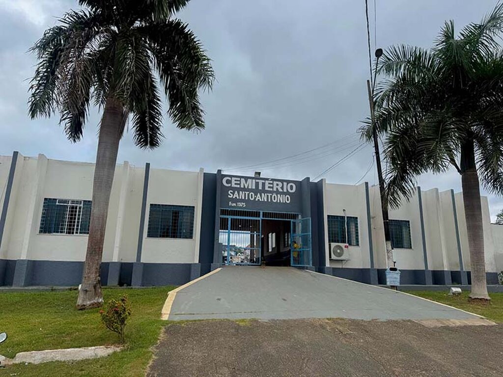 Cemitério Santo Antônio recebe a terceira operação integrada de limpeza - Gente de Opinião