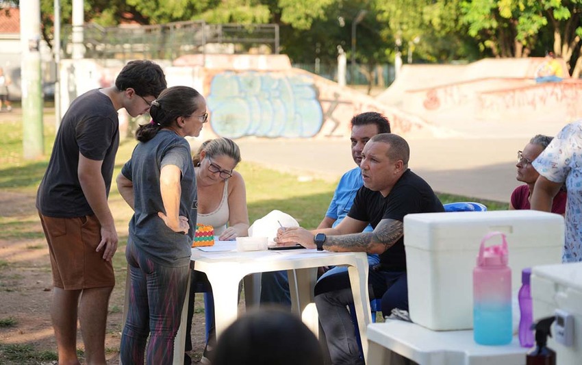 Vacinação contra a gripe acontece no Skate Parque e em outros locais