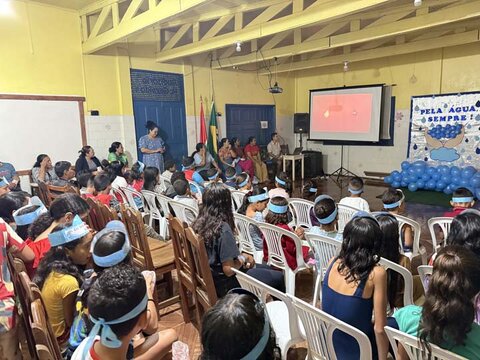 Após estrear nas escolas e às margens do Rio Purus, curta amazônico segue viagem levando reflexão sobre o ciclo da água
