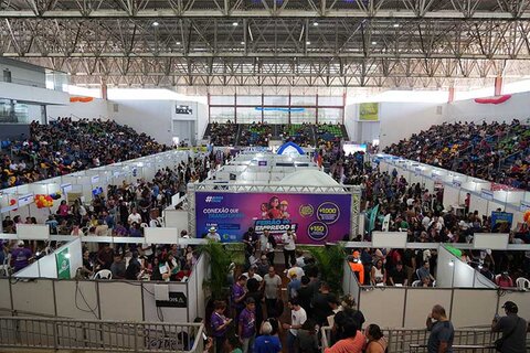 Feirão do Emprego e Empreendedorismo abriu portas para jovens realizarem o sonho do primeiro emprego com carteira assinada