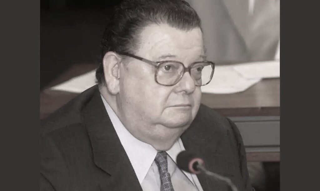 O ministro do Planejamento, Delfim Neto, autorizou o pedido de financiamento de US$ 1 bilhão 300 mil ao Banco Mundial, dando início à consolidação do Estado de Rondônia (Foto Salu Parente/Câmara dos Deputados) - Gente de Opinião
