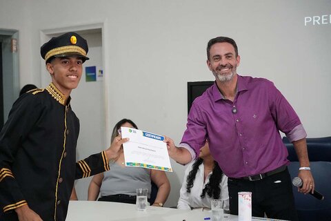 Estudantes participaram do desfile cívico que aconteceu no início de setembro