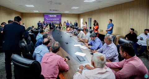 Assembleia Legislativa recebe comitiva com mais de 20 prefeitos de Rondônia 