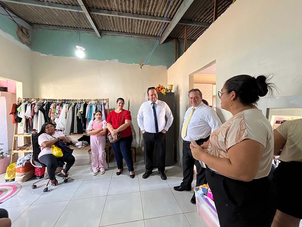 Casa de Apoio Acácia Amarela recebe alimentos doados pela Igreja de Jesus Cristo dos Santos dos Últimos Dias - Gente de Opinião