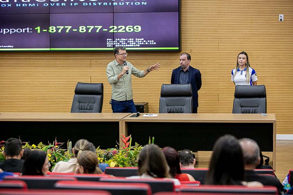 ecretário Geral Arildo Lopes destacou a importância da participação ativa de todos os servidores (Foto: Thyago Lorentz | Secom ALE/RO) - Gente de Opinião