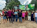 Deputada federal Cristiane Lopes  entrega trator agrícola para produtores rurais em Campo Novo de Rondônia