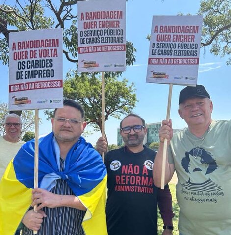 Marcelo Henrique Borges (SINSEMPRO), com representantes dos Sindicatos dos Servidores  Públicos dos Estados do Ceará e Paraiba - Gente de Opinião