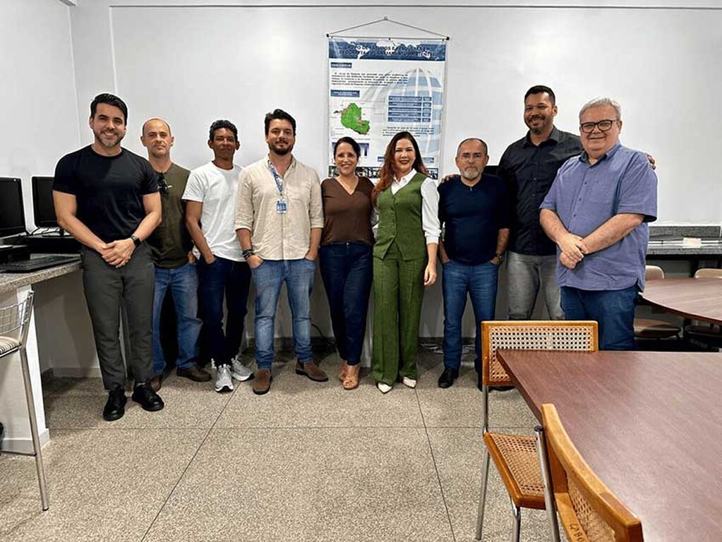 Deputada federal Cristiane Lopes realiza visita técnica à UNIR e conhece estrutura do CEGEA - Gente de Opinião