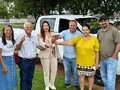 Deputada federal Cristiane Lopes fortalece políticas sociais com entrega de caminhonete em Cacaulândia