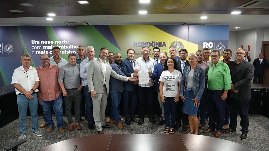 Marcos Rocha sanciona lei e destrava situação de famílias no Soldado da Borracha - Gente de Opinião