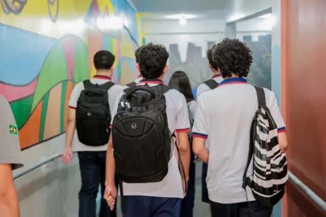 Há 24 vagas para Jovem Aprendiz, impulsionando os jovens que estão em busca de ingressar no mercado - Gente de Opinião