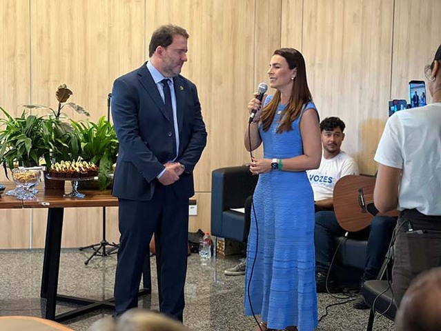 Assembleia Legislativa homenageia Mariana Carvalho e Maurício Carvalho com Título Honorífico de Honra ao Mérito - Gente de Opinião