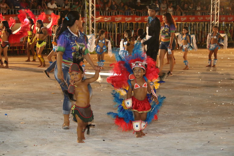 BOI BUMBA MIRIM ESTRELINHA CRIANÇAS - FOTO: RONI CARVALHO