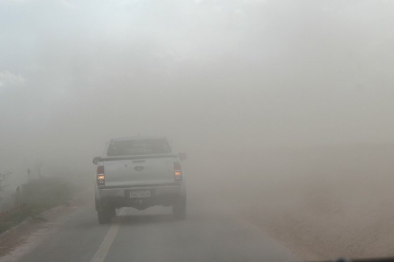 Volta ao passado, quando a BR-364 não era asfaltada (Foto Cléris Muniz)