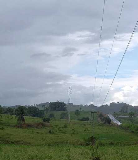 Linha em contrução em Buritis